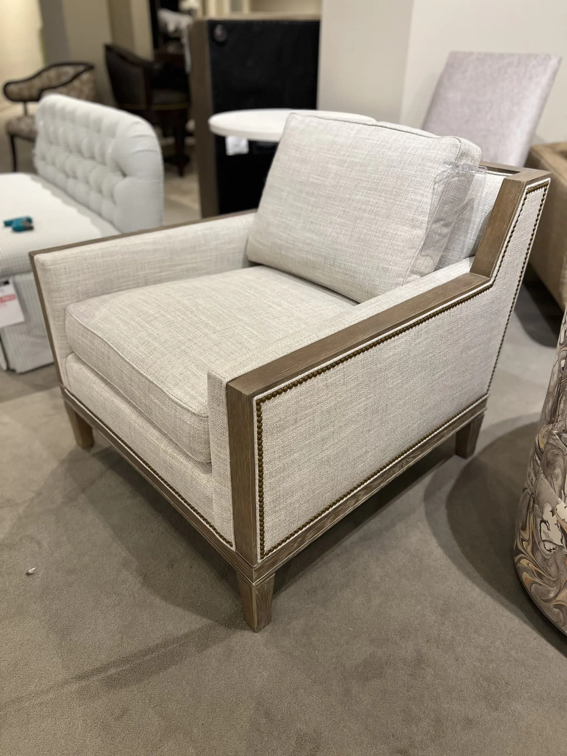 Century AE-11-1064/290 Stradling Chair