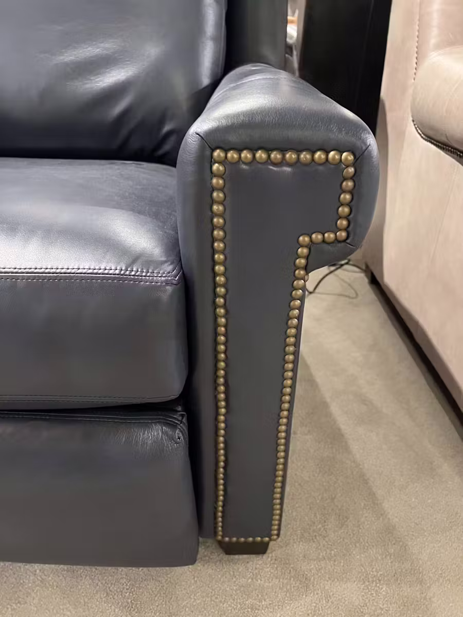 Century LR-C1015-6EM/120 Ellery Electric Recliner Century LR-C1015-6EM/120 Ellery Electric Recliner