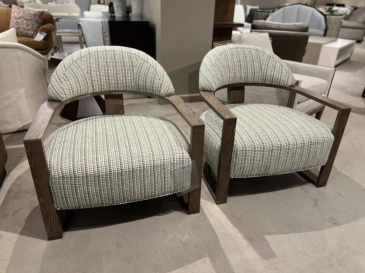 Century 3680/150 Leer Lounge Chair Century 3680/150 Leer Lounge Chair