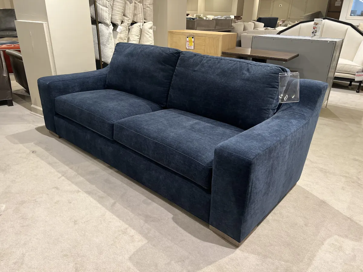 Century ES9-1327-2/360 Austin Sofa Century ES9-1327-2/360 Austin Sofa