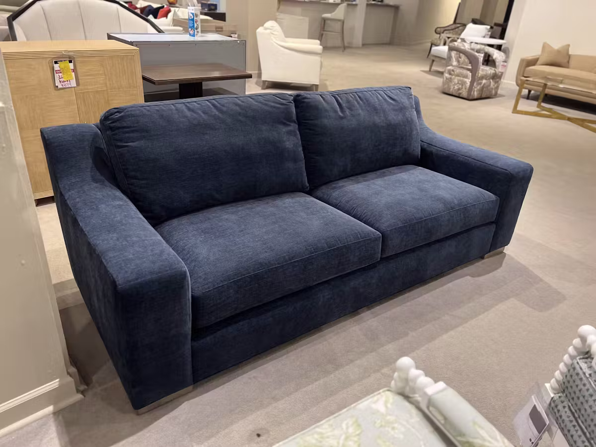 Century ES9-1327-2/360 Austin Sofa Century ES9-1327-2/360 Austin Sofa