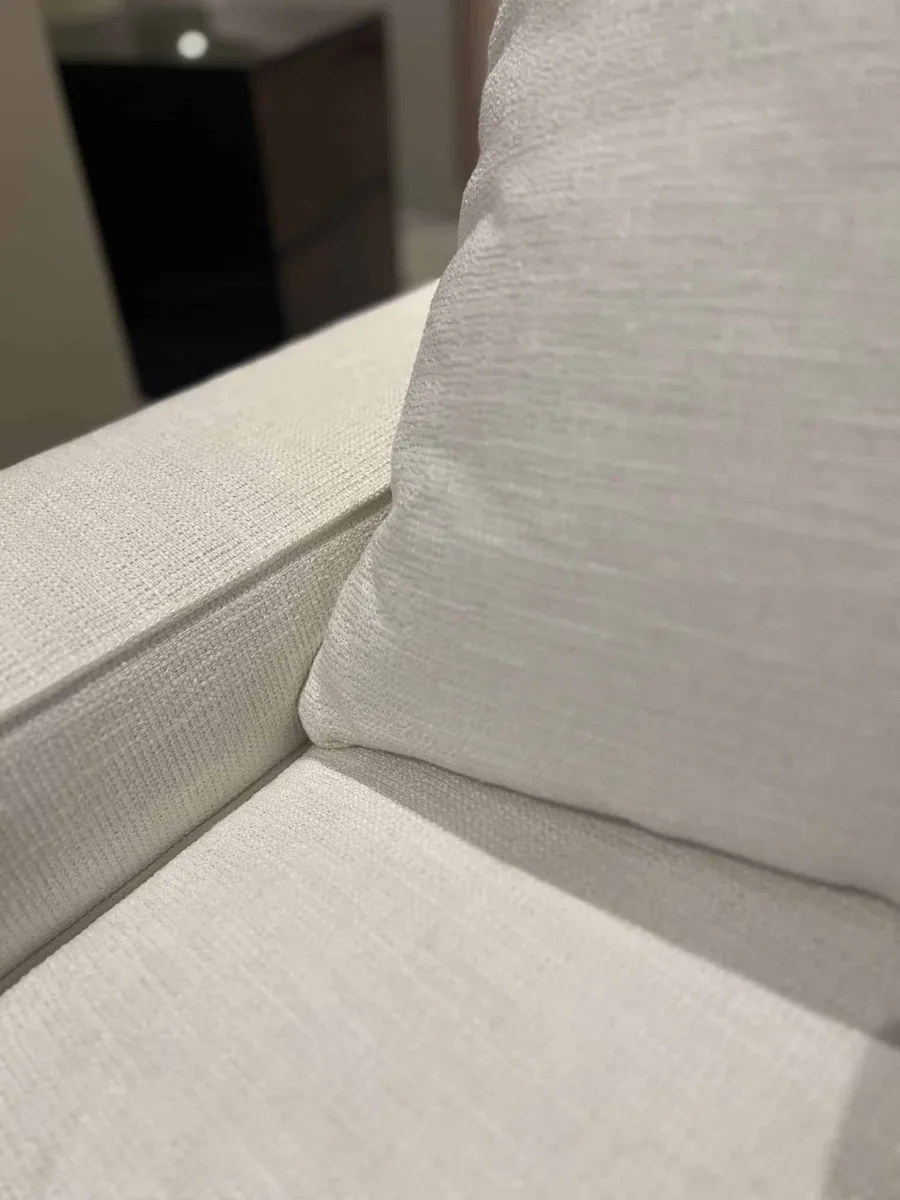 Hickory Chair HC5310-89/110 Chelsea Sofa Hickory Chair HC5310-89/110 Chelsea Sofa