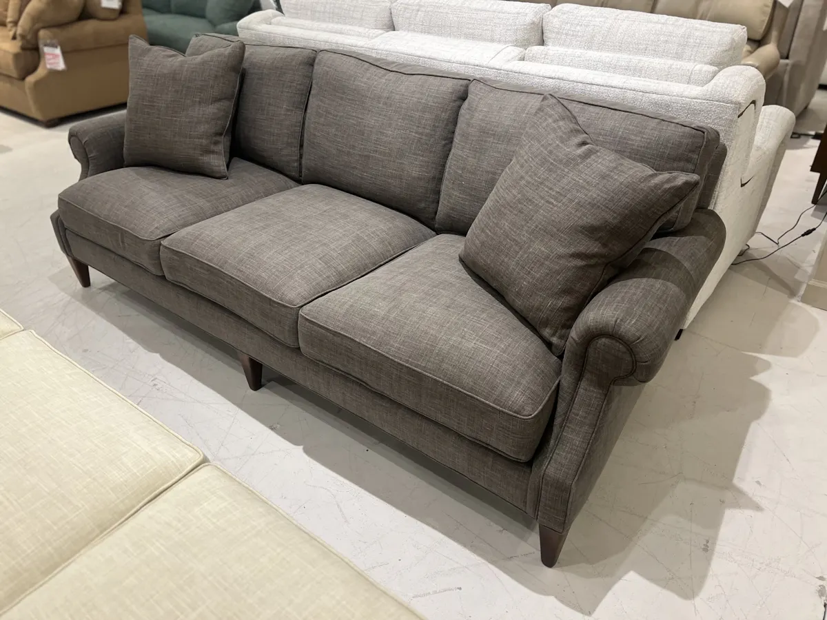 Hickory Chair HC8524-04/220 Ridley Sofa Hickory Chair HC8524-04/220 Ridley Sofa