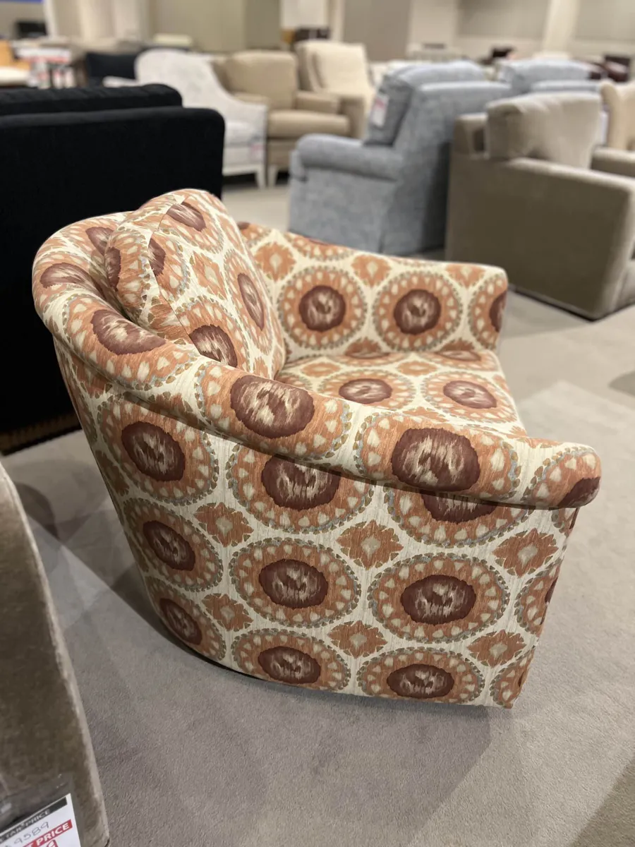 Jessica Charles 524S/10027 Remedy Swivel Chair Jessica Charles 524S/10027 Remedy Swivel Chair