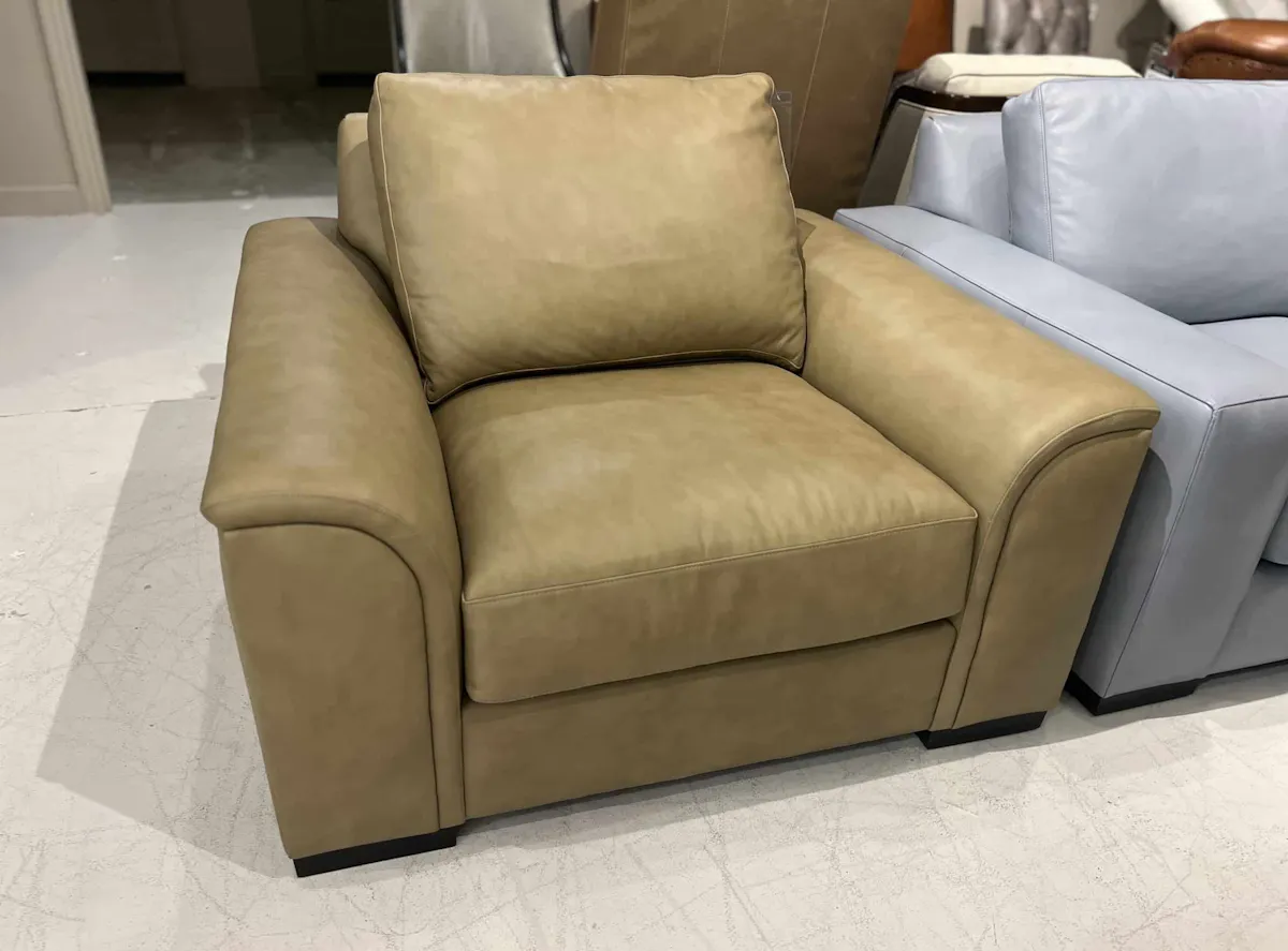 Hancock and Moore MD01/105 Milan Chair Hancock and Moore MD01/105 Milan Chair