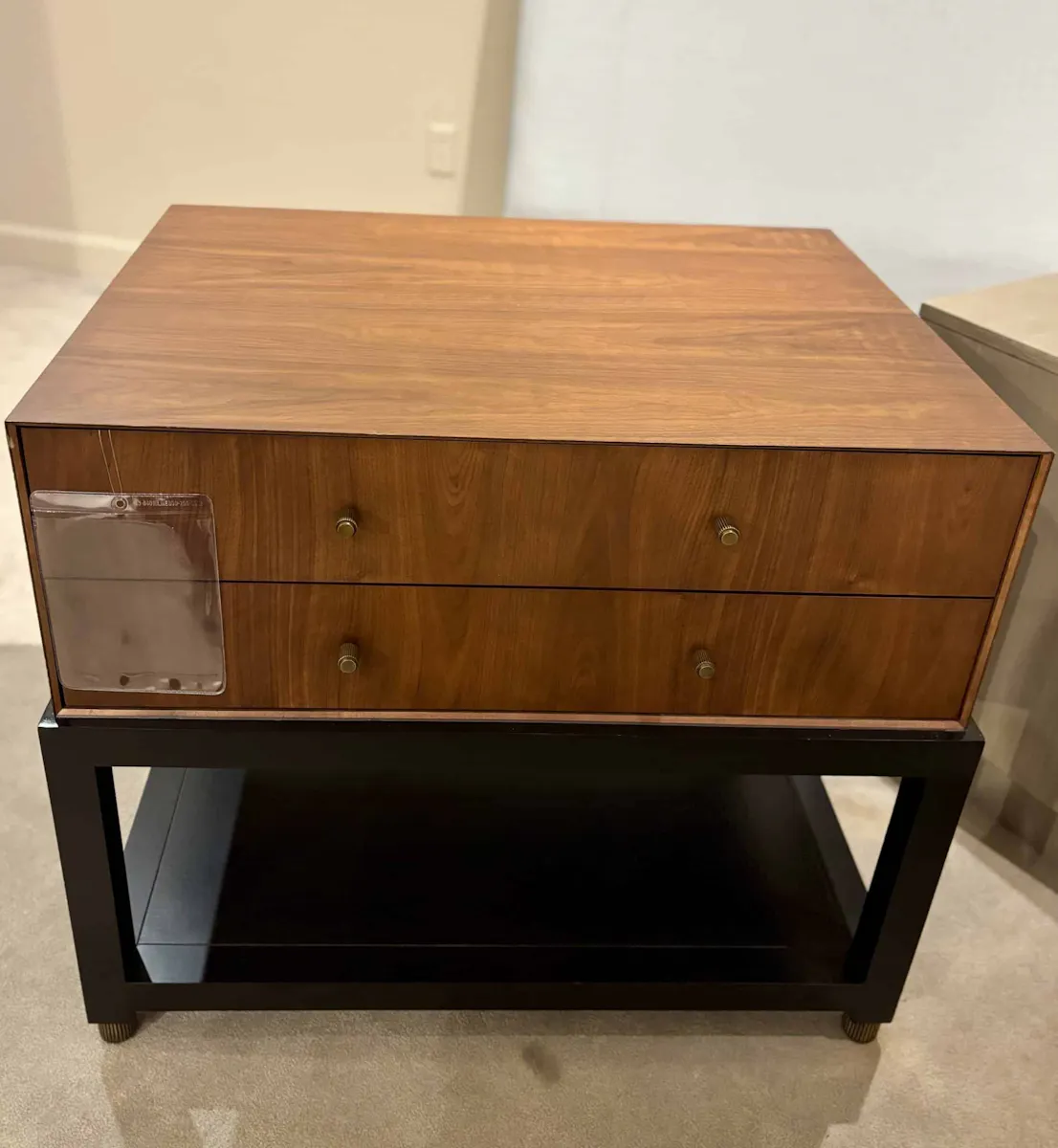 Century C79-621/80 Edward Side Table Century C79-621/80 Edward Side Table