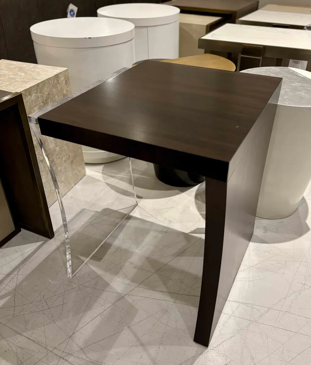 Century CP9-7003/140 Brooklyn End Table Century CP9-7003/140 Brooklyn End Table