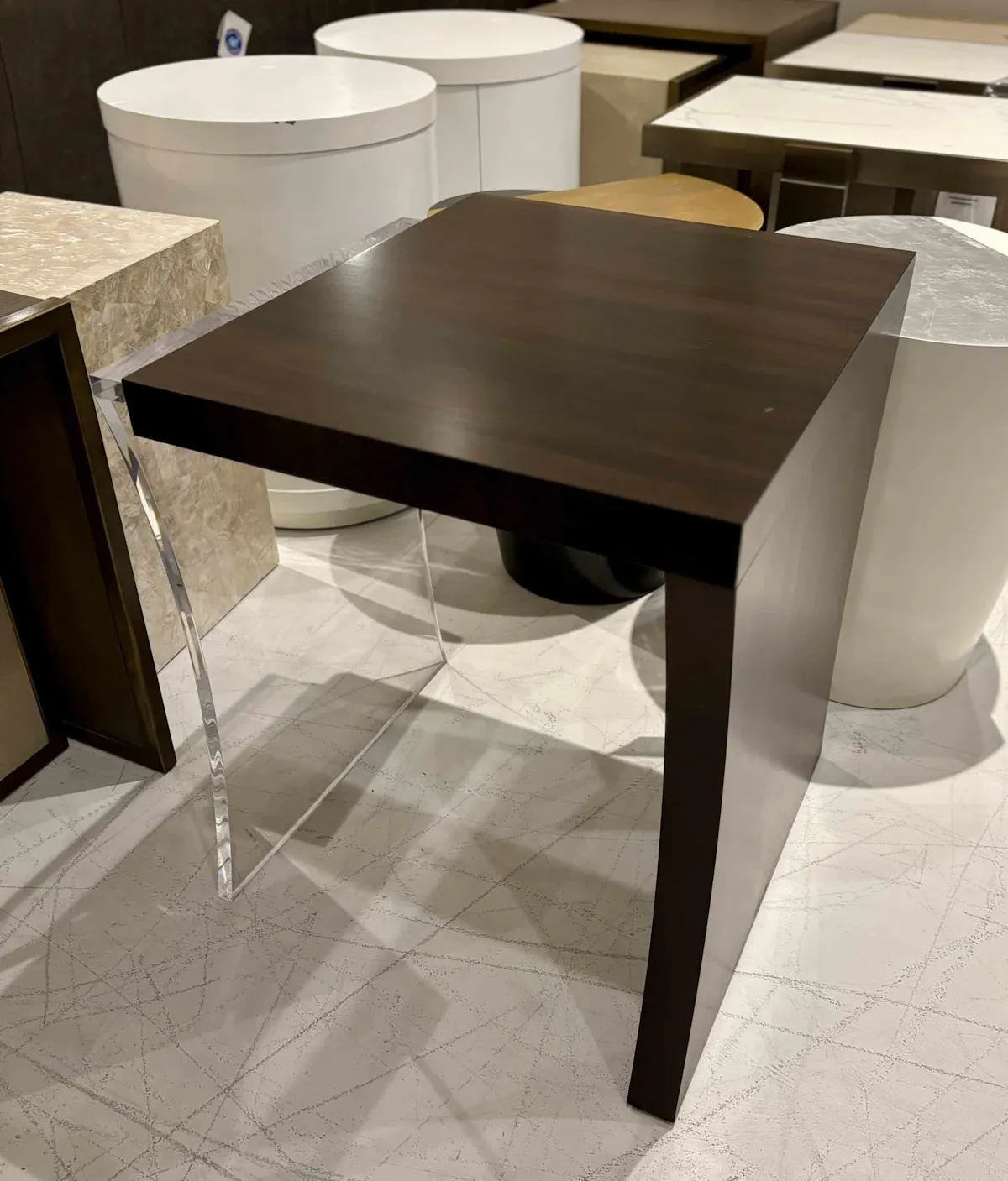 Century CP9-7003/140 Brooklyn End Table Century CP9-7003/140 Brooklyn End Table