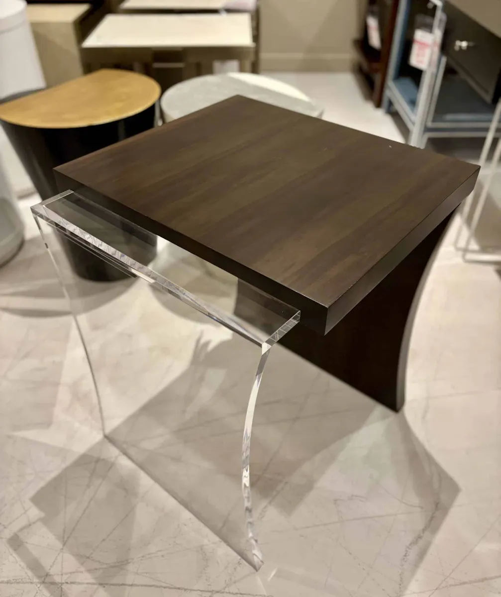 Century CP9-7003/140 Brooklyn End Table Century CP9-7003/140 Brooklyn End Table