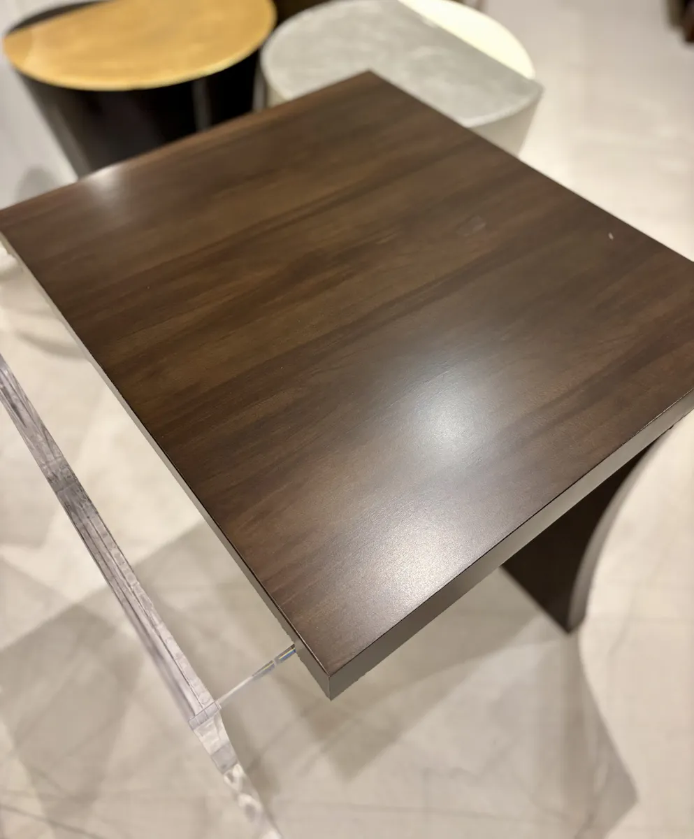 Century CP9-7003/140 Brooklyn End Table Century CP9-7003/140 Brooklyn End Table