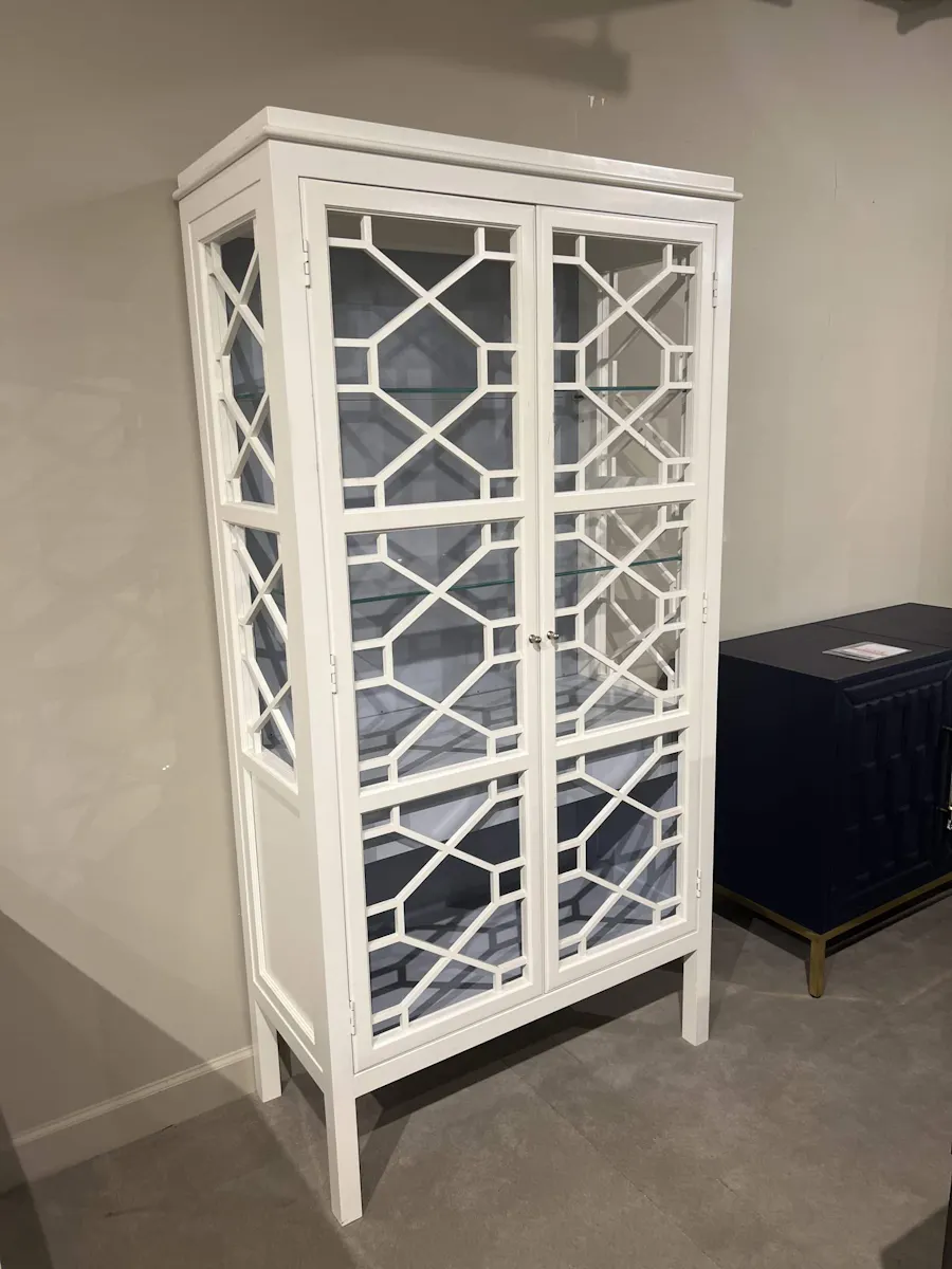 Highland House HH26-212/10 Park Ave Cabinet Highland House HH26-212/10 Park Ave Cabinet