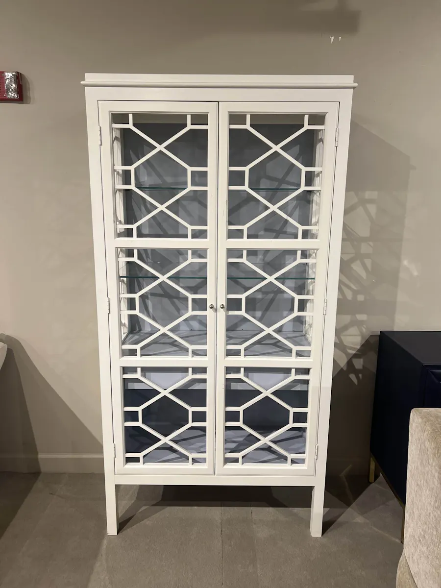 Highland House HH26-212/10 Park Ave Cabinet Highland House HH26-212/10 Park Ave Cabinet
