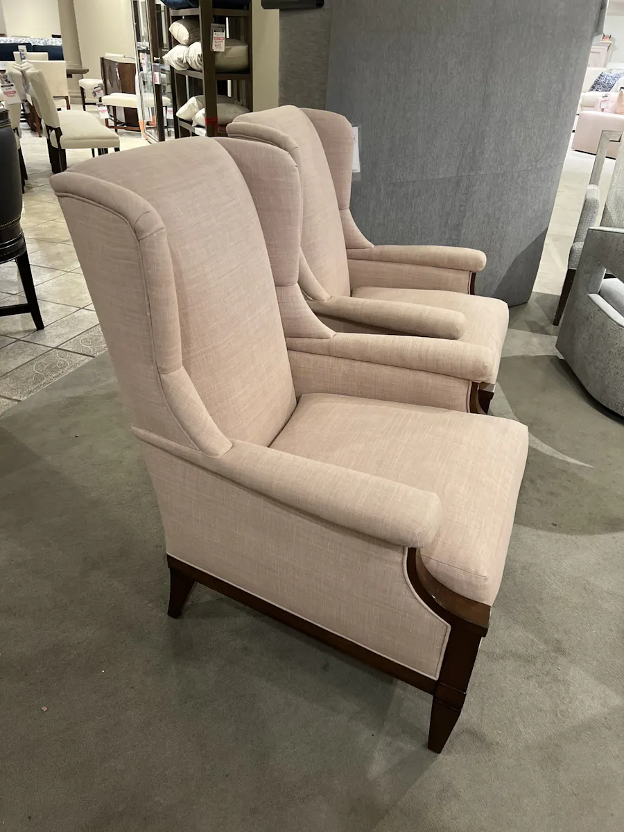 Century AE-LR-18260/110 Fred Chair Century AE-LR-18260/110 Fred Chair