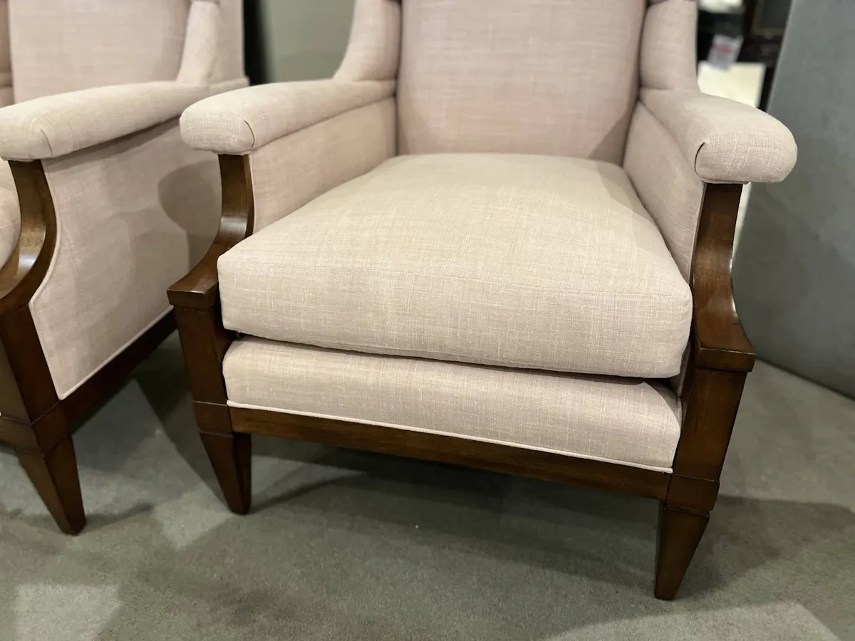 Century AE-LR-18260/110 Fred Chair Century AE-LR-18260/110 Fred Chair
