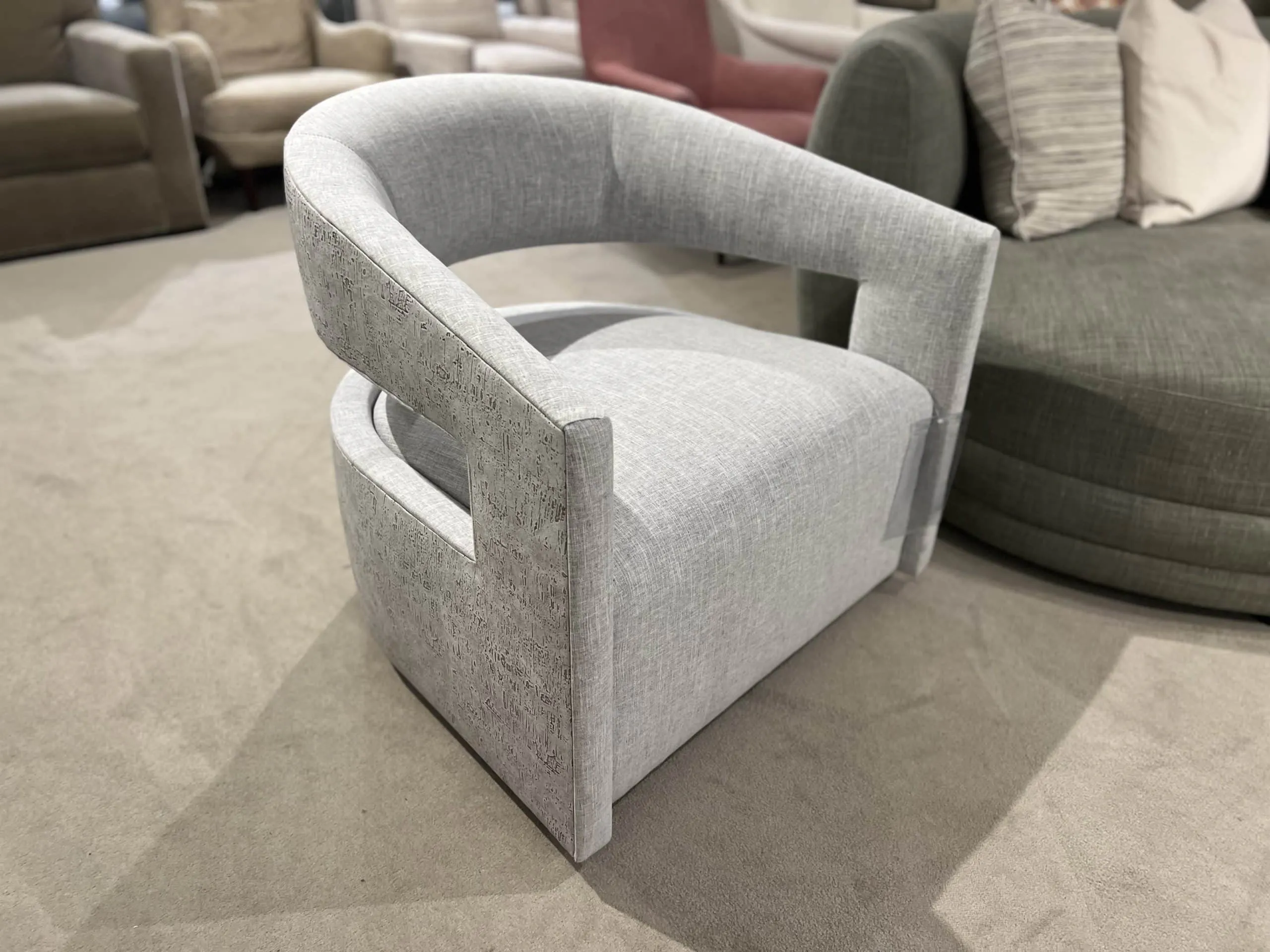 Century CCC3115-8/270 Raylen Swivel Chair