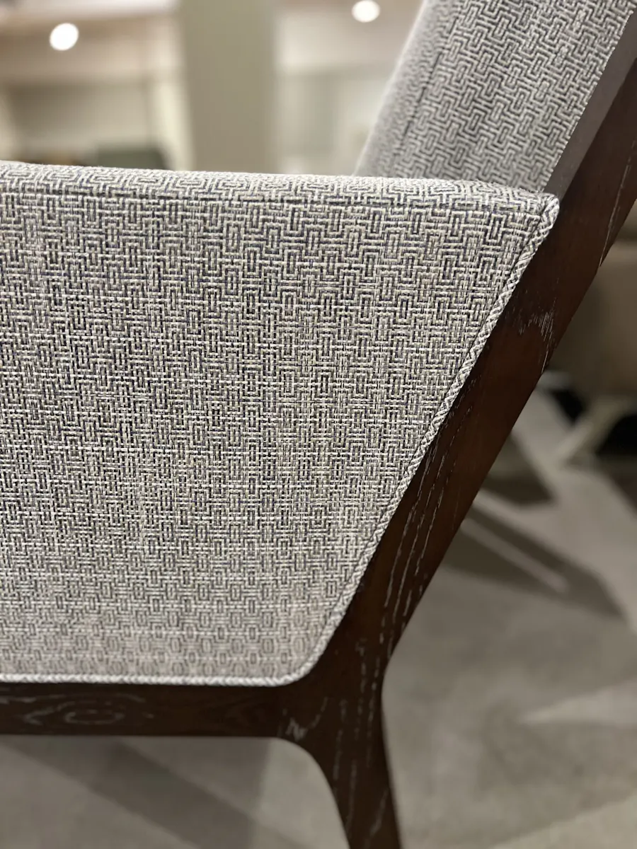 Century CCC3148-6/10 Astrid Chair Century CCC3148-6/10 Astrid Chair