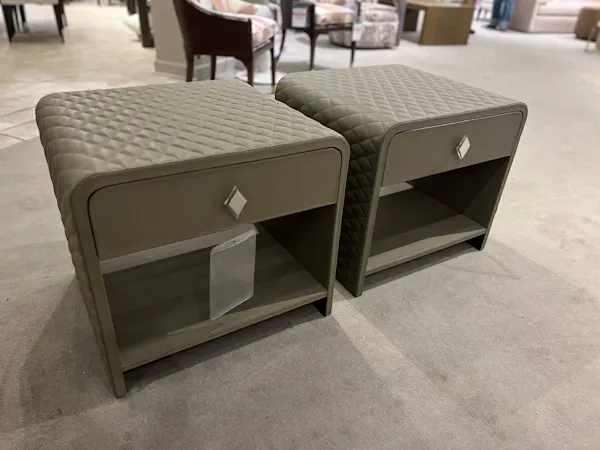 Maitland-Smith 8413-32/100 Fog Nightstand Maitland-Smith 8413-32/100 Fog Nightstand
