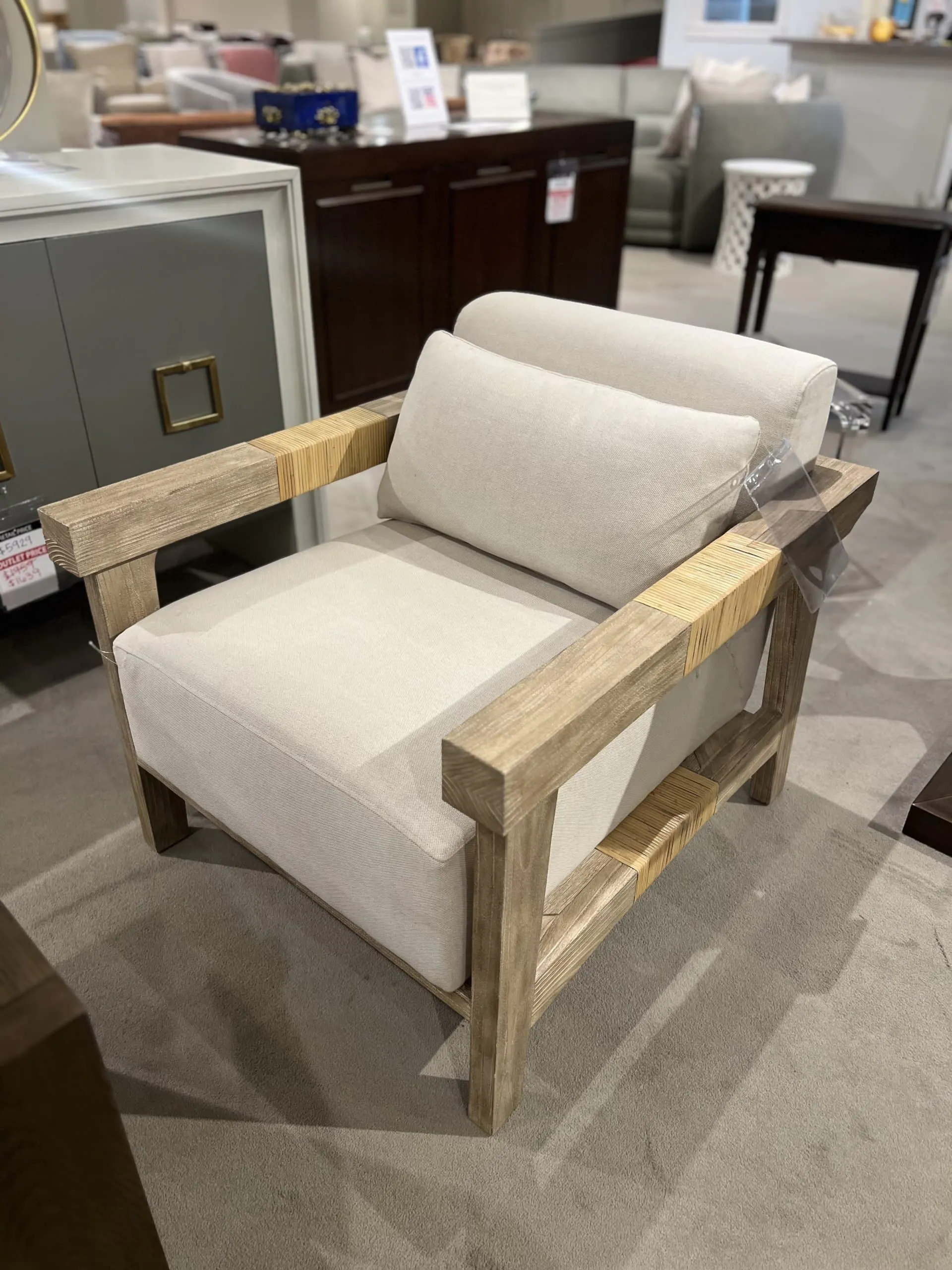 Century CT6110/200 Koehn Lounge Chair