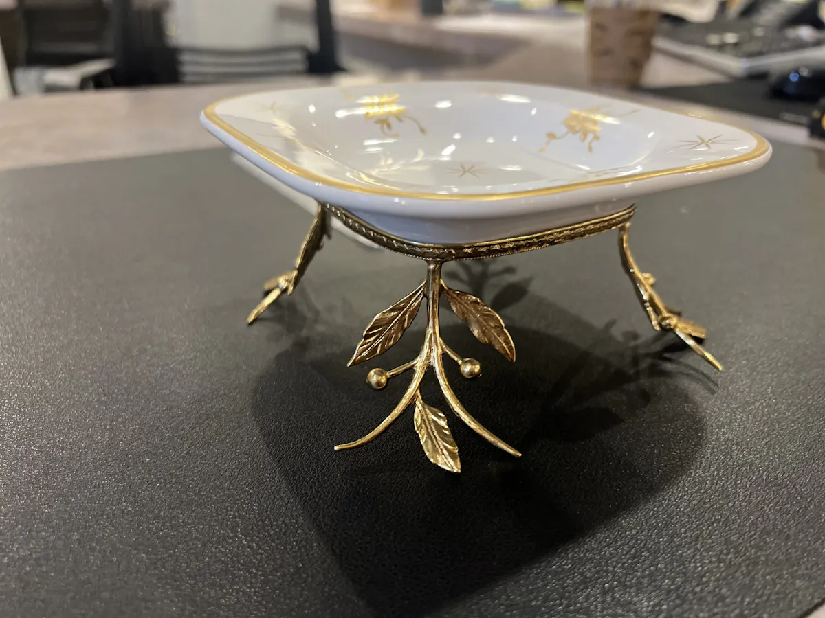 Maitland-Smith 8353-21/70 Porcelain Trinket Tray Maitland-Smith 8353-21/70 Porcelain Trinket Tray