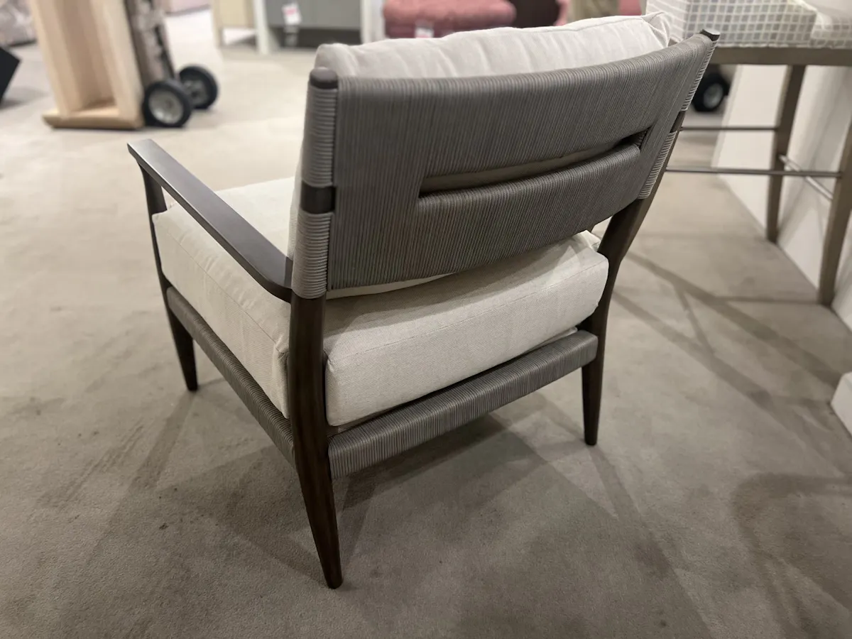 Century CT6053/50 Bryson Lounge Chair Century CT6053/50 Bryson Lounge Chair