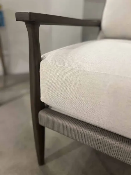 Century CT6053/50 Bryson Lounge Chair Century CT6053/50 Bryson Lounge Chair