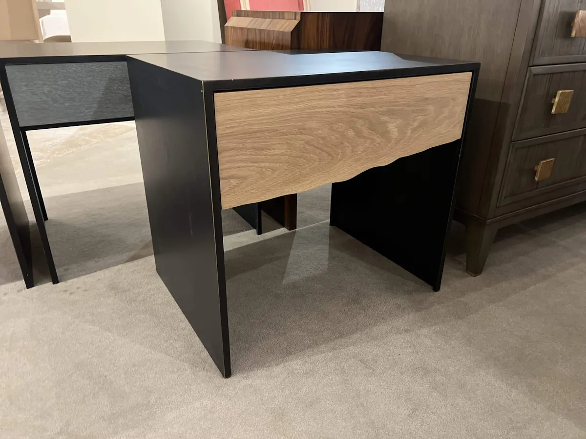 Century SF6210/160 Open Sky Side Table Natural Century SF6210/160 Open Sky Side Table Natural