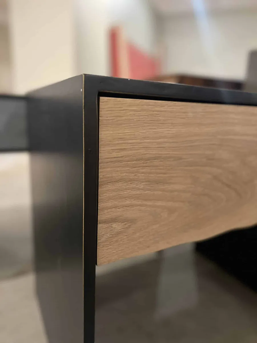 Century SF6210/160 Open Sky Side Table Natural Century SF6210/160 Open Sky Side Table Natural
