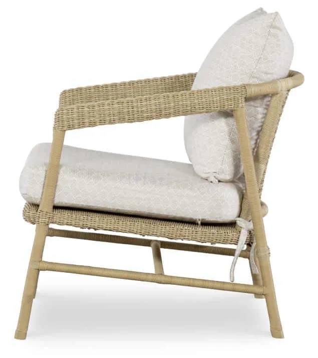 Century Furniture D88-3028 Ava Lounge Chair Century Furniture D88-3028 Ava Lounge Chair