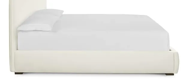 Bassett Furniture 2842-K169-1540-21 Holly King Upholstered Bed Bassett Furniture 2842-K169-1540-21 Holly King Upholstered Bed