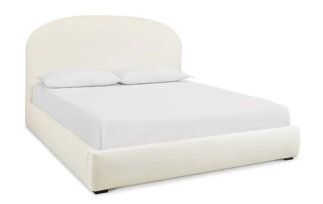 Bassett Furniture 2842-K179-1540-21 Holly Cal. King Upholstered Bed Bassett Furniture 2842-K179-1540-21 Holly Cal. King Upholstered Bed