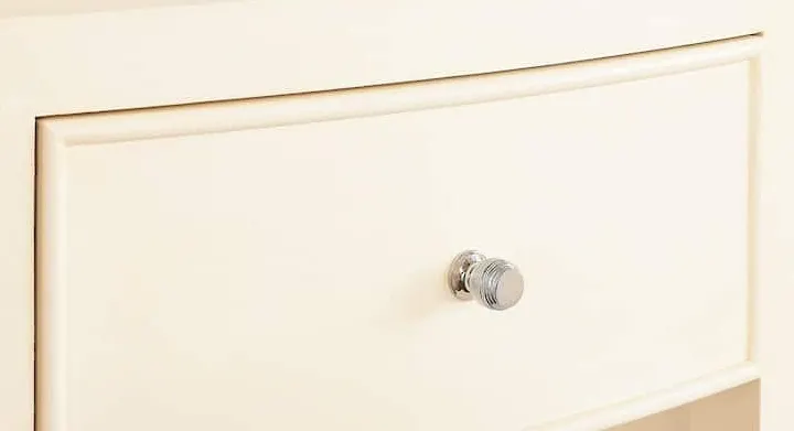 Bassett Furniture 2944-0271 Newbury Bedside Table Bassett Furniture 2944-0271 Newbury Bedside Table