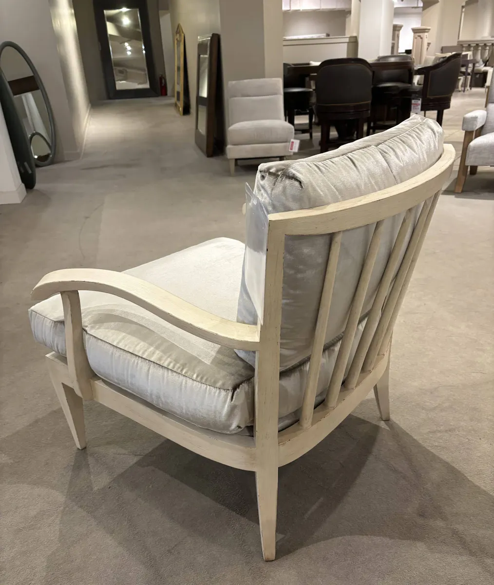 Century 11-2153/190 Valyn Chair Century 11-2153/190 Valyn Chair
