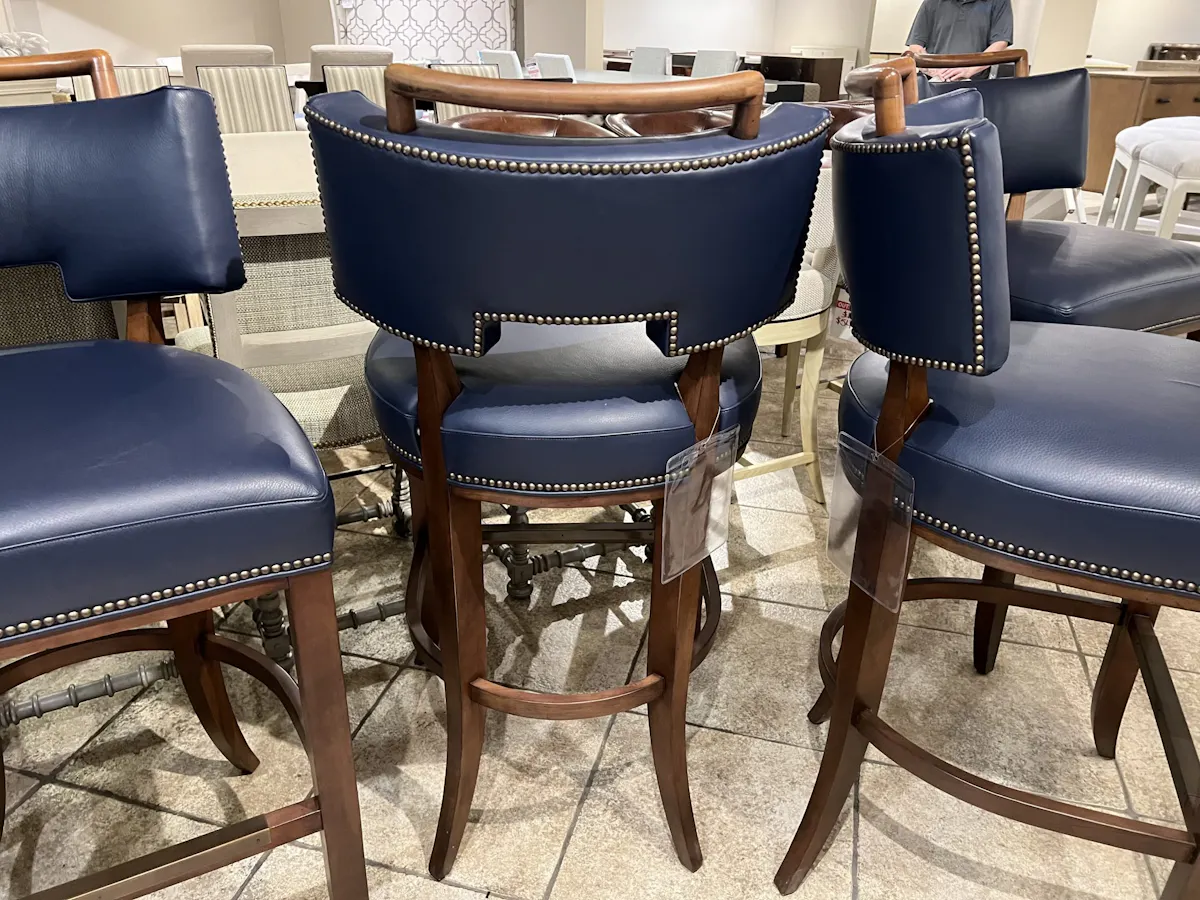 Hickory Chair HC3409-04/70 Saint Giorgio Bar Stool Hickory Chair HC3409-04/70 Saint Giorgio Bar Stool