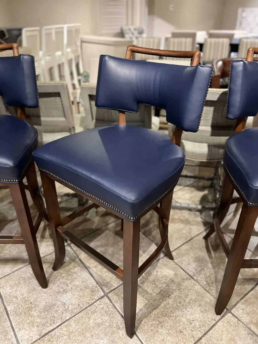 Hickory Chair HC3409-04/70 Saint Giorgio Bar Stool Hickory Chair HC3409-04/70 Saint Giorgio Bar Stool