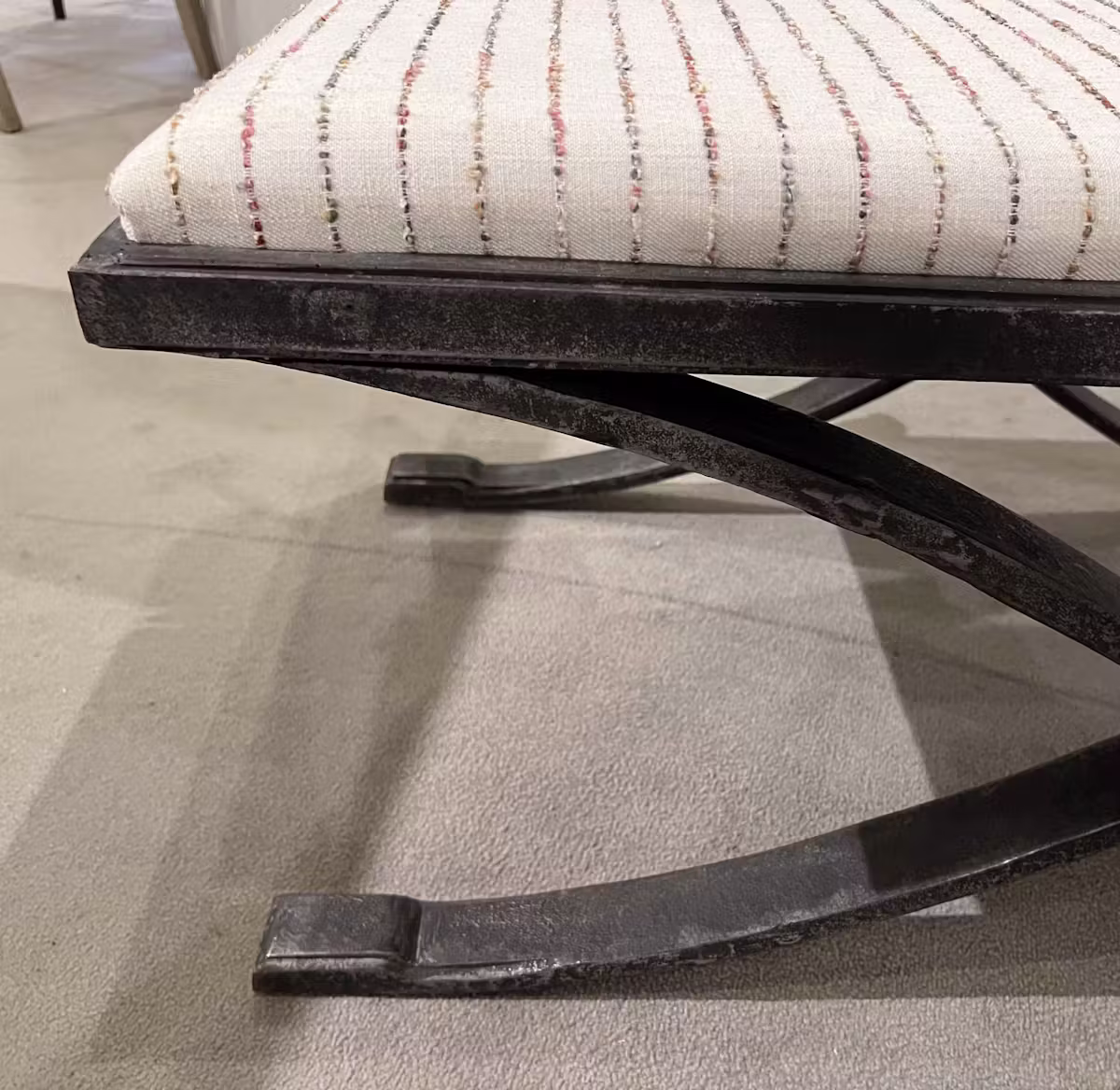 Century AE9-555/170 Girard Bench Century AE9-555/170 Girard Bench