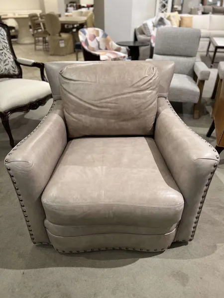 Century LR-17161/200 Camden Swivel Chair Century LR-17161/200 Camden Swivel Chair