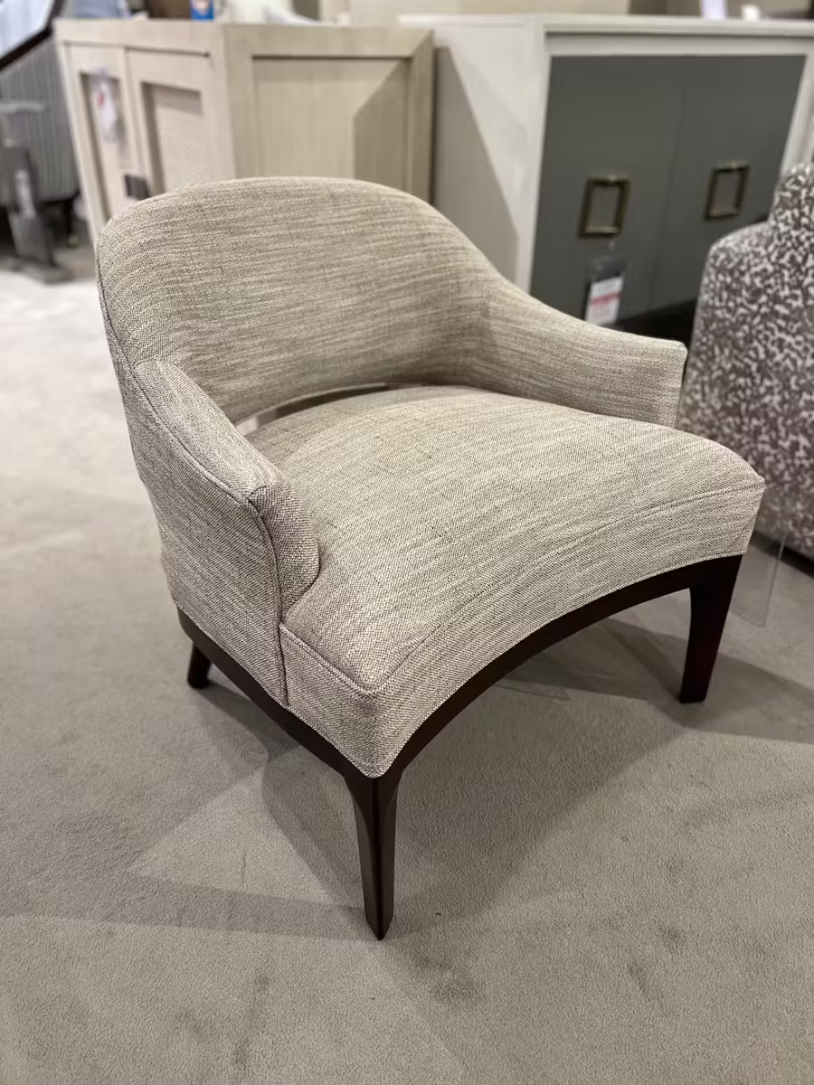 Century AE-11-2001/80 Continental Club Chair Century AE-11-2001/80 Continental Club Chair