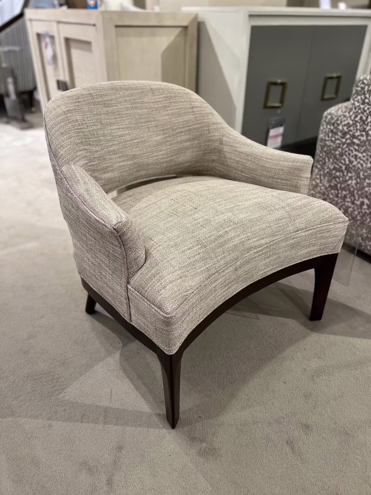 Century AE-11-2001/80 Continental Club Chair Century AE-11-2001/80 Continental Club Chair