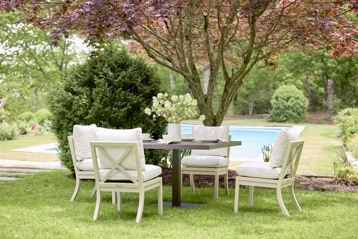 Lane Venture 472-46SQPED Bailey Tables 46" Square Pedestal Table Lane Venture 472-46SQPED Bailey Tables 46" Square Pedestal Table