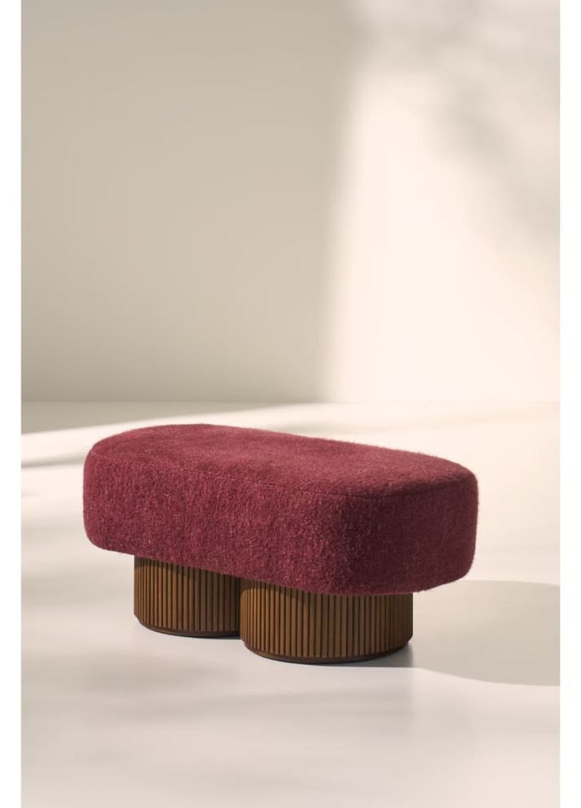 Rowe Furniture R124-005 Kindred Oval Ottoman Rowe Furniture R124-005 Kindred Oval Ottoman