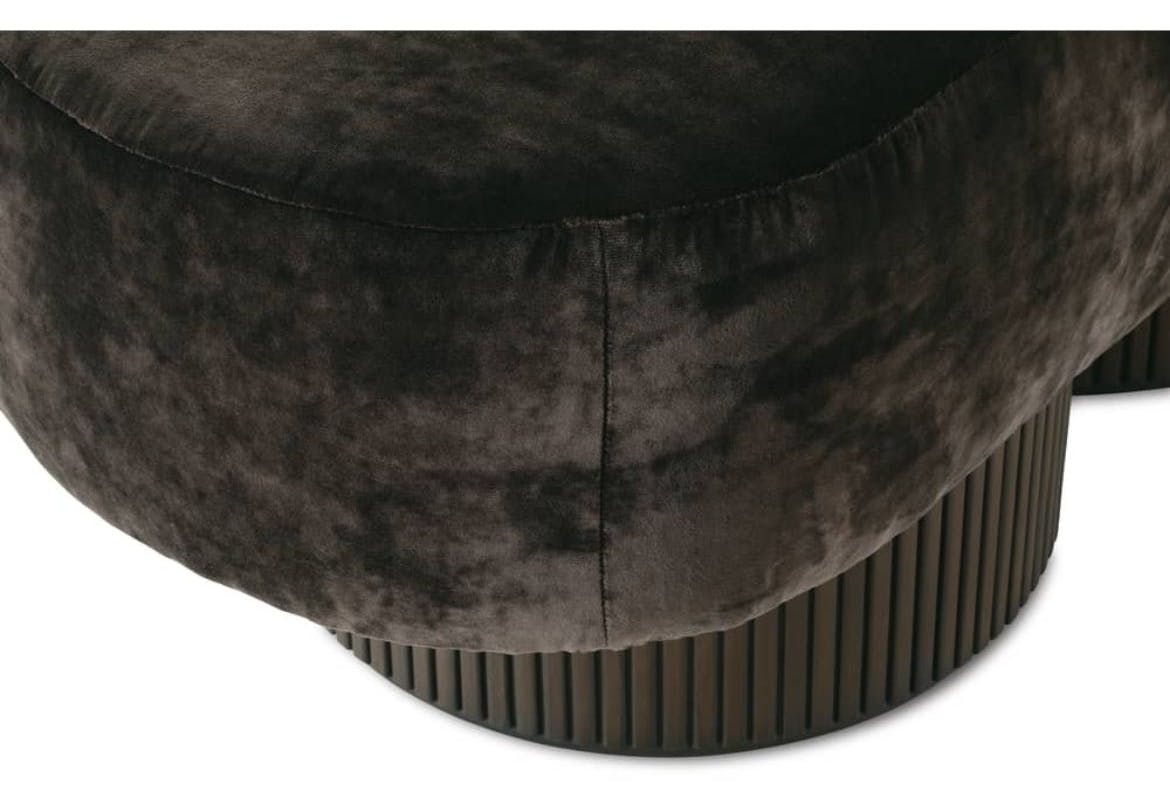 Rowe Furniture R124-005 Kindred Oval Ottoman Rowe Furniture R124-005 Kindred Oval Ottoman