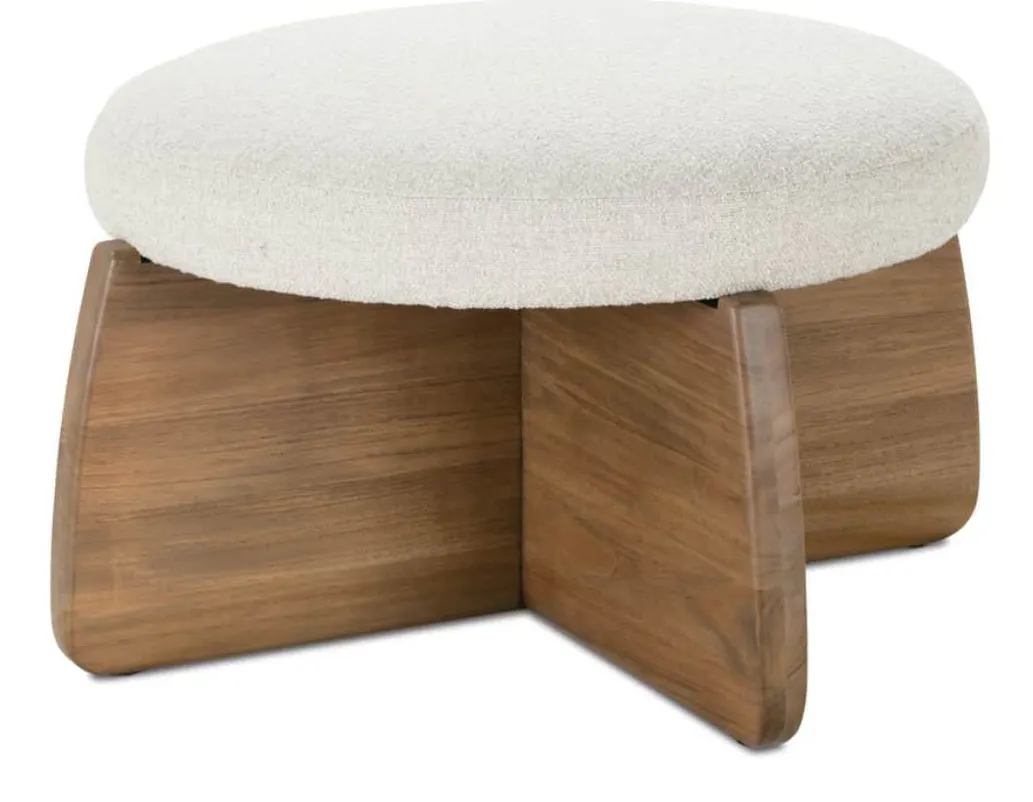 Rowe Furniture R100-018-RC Nova Cocktail Ottoman Rowe Furniture R100-018-RC Nova Cocktail Ottoman