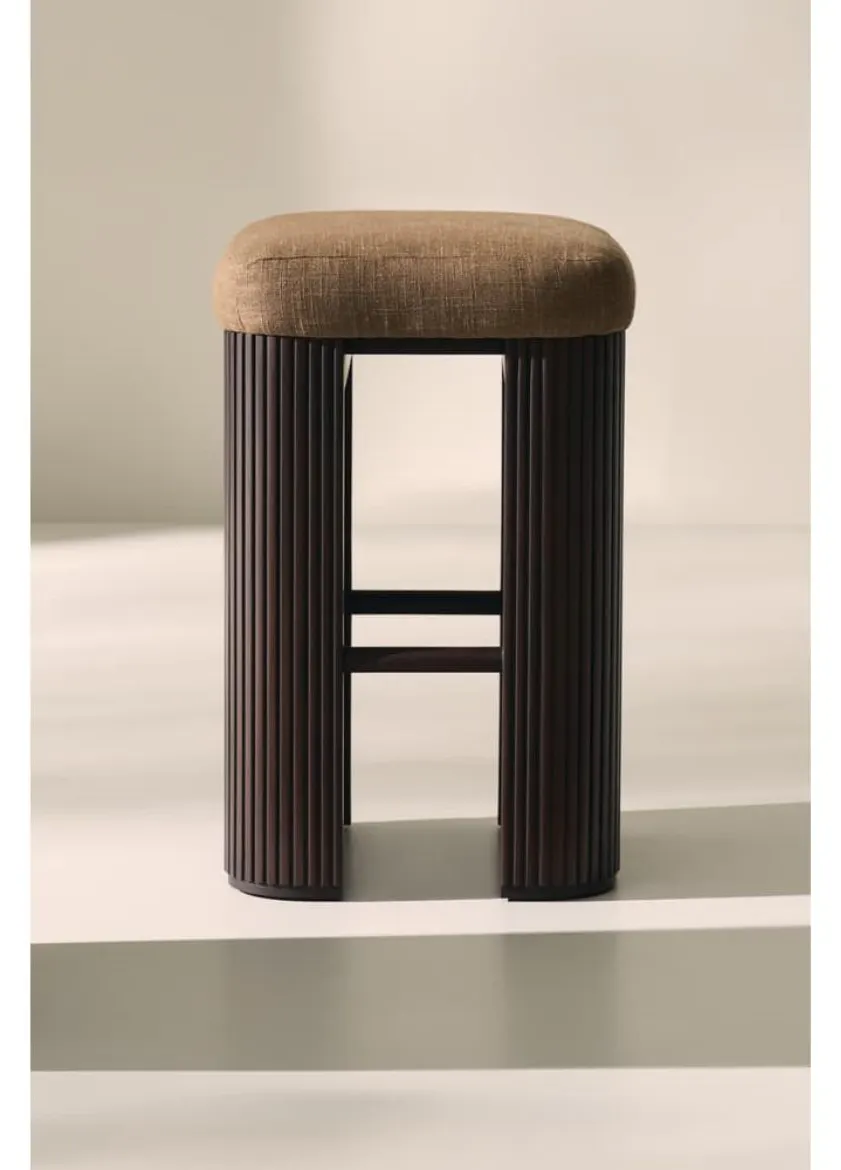 Rowe Furniture R131-541 Kindred Barstool No Back - Godiva Rowe Furniture R131-541 Kindred Barstool No Back - Godiva