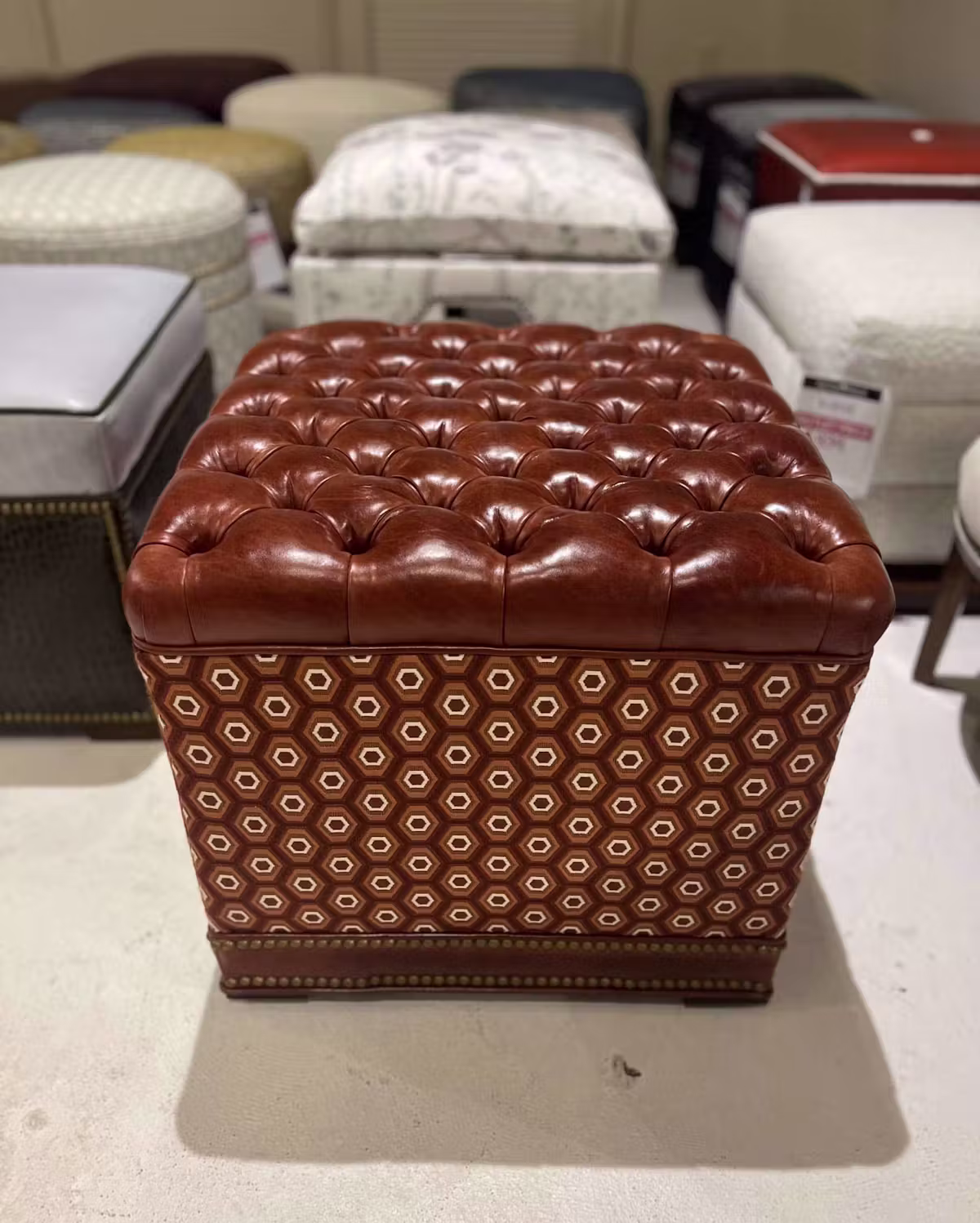 Jessica Charles 8912-T/10414 Lulu Tufted Ottoman Jessica Charles 8912-T/10414 Lulu Tufted Ottoman