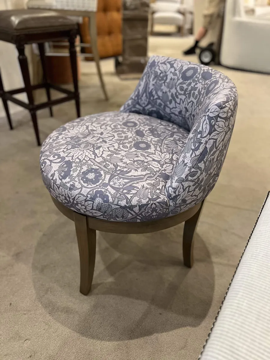Jessica Charles 356-MS/10403 Jacqueline Memory Swivel Chair Jessica Charles 356-MS/10403 Jacqueline Memory Swivel Chair