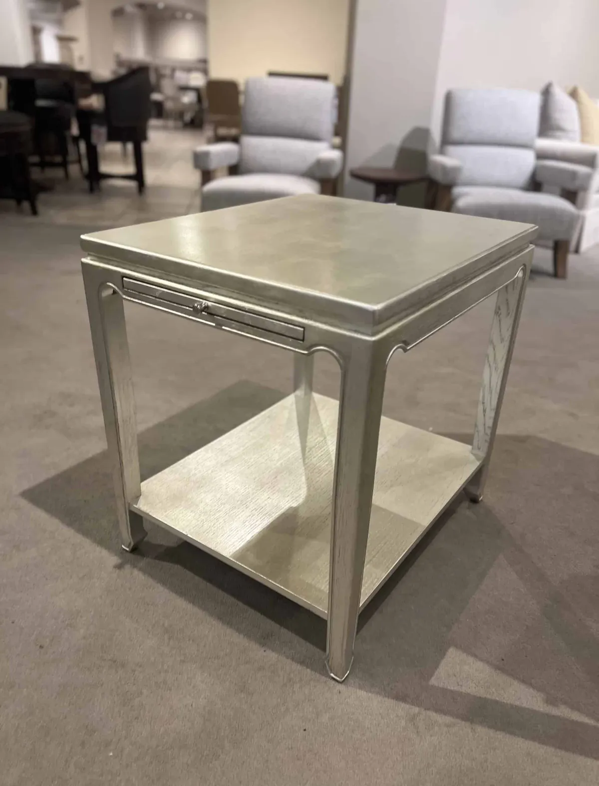 Highland House HH19-607E/30 Hutton End Table Highland House HH19-607E/30 Hutton End Table