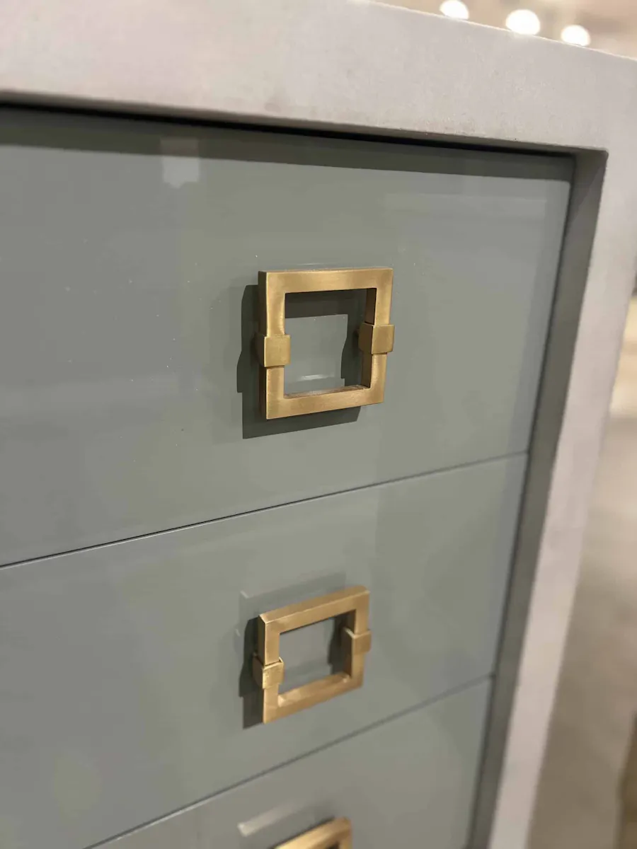 Century MN5840/70 Liza Drawer Chest Century MN5840/70 Liza Drawer Chest