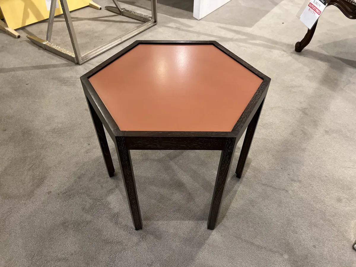 Highland House HH19-637/50 Honey Bunch Bunching Table Highland House HH19-637/50 Honey Bunch Bunching Table