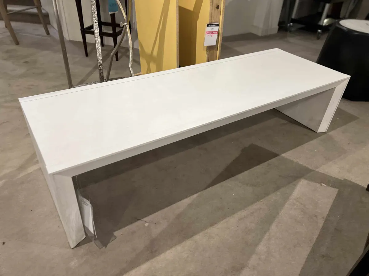 Century CR9-601-4/20 Wythe Cocktail Table Century CR9-601-4/20 Wythe Cocktail Table
