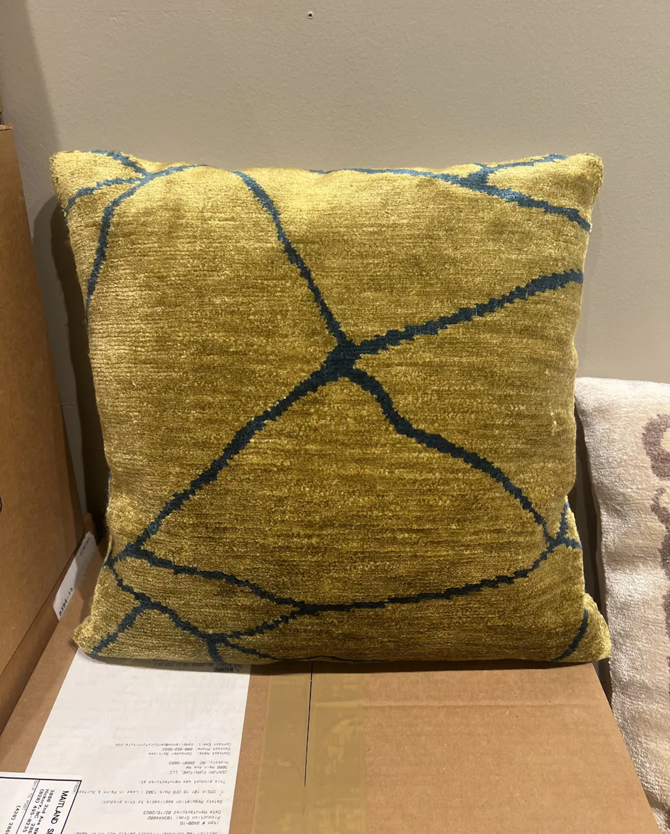 Maitland-Smith 8400-15/150 Kintsugi Gold Pillow Maitland-Smith 8400-15/150 Kintsugi Gold Pillow